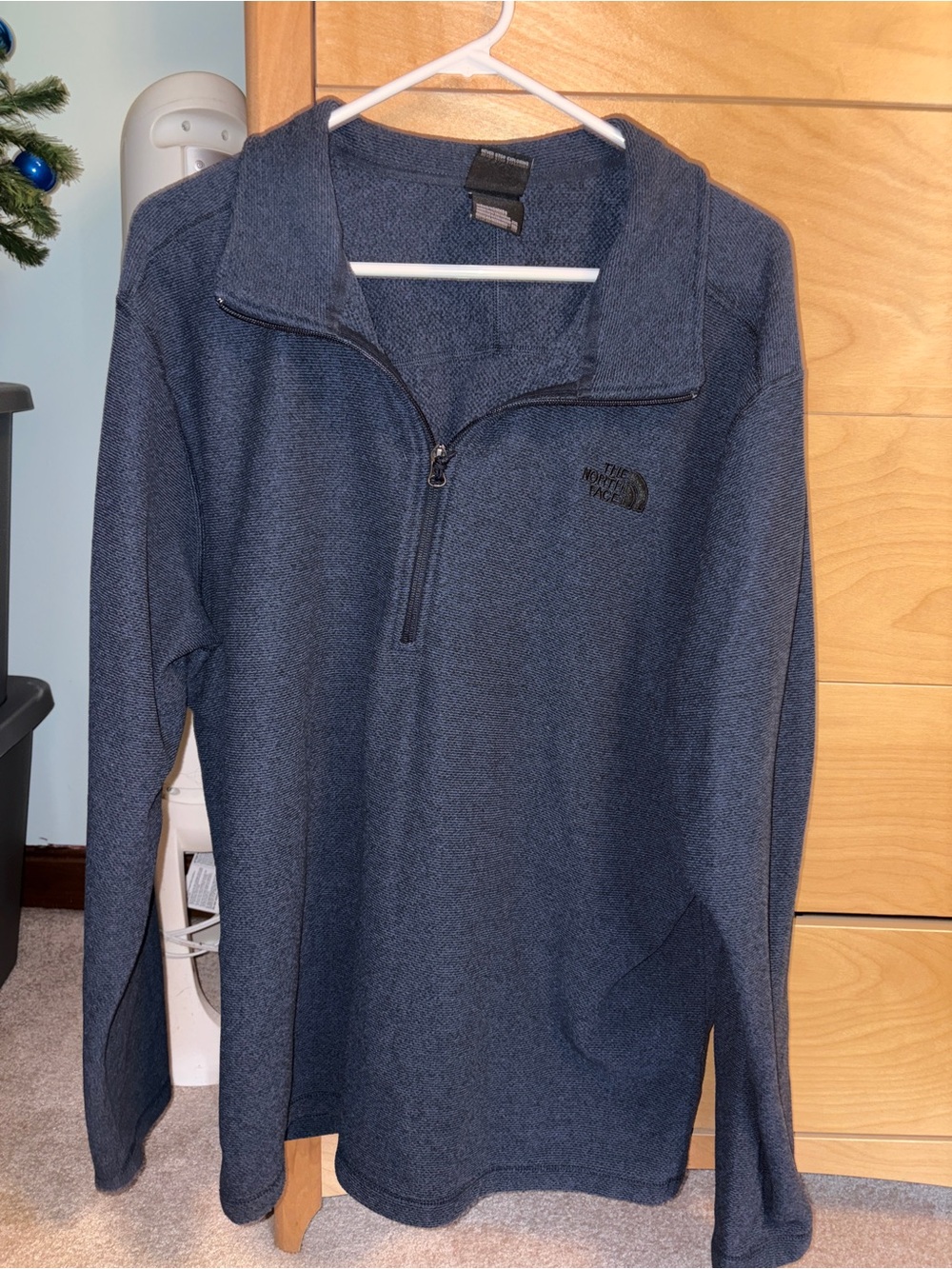 The North Face Men's Quarter-Zip Sweater - Dark Blue